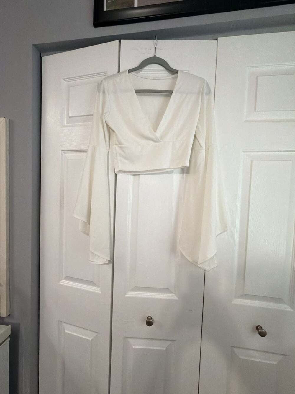 White V-Neck Long Bell Sleeve Crop Top